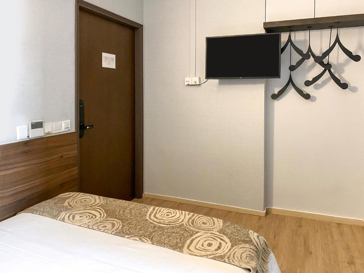St Signature Bugis Beach Сингапур Екстериор снимка